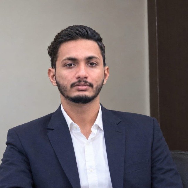 Haroon Rasheed, Founder and Writer at DurosTechX