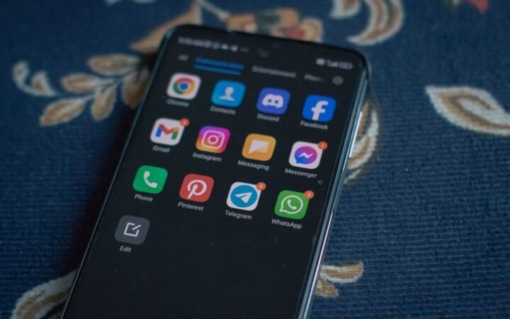 How to free up storage on an Android phone